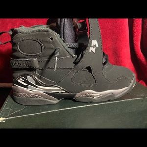 Jordan 8 Chrome